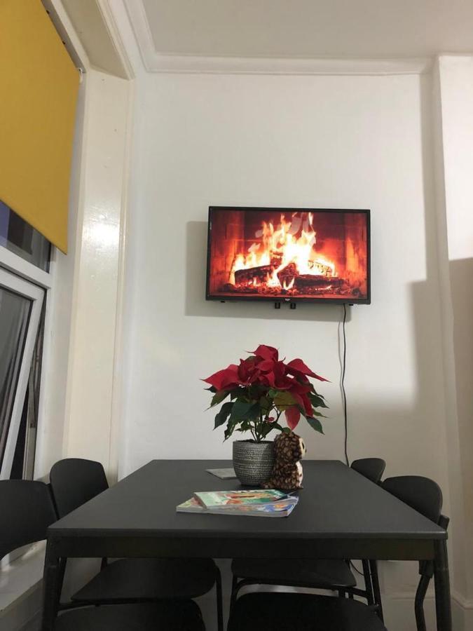 דירות Fabulous Flat In Heart Of לונדון מראה חיצוני תמונה