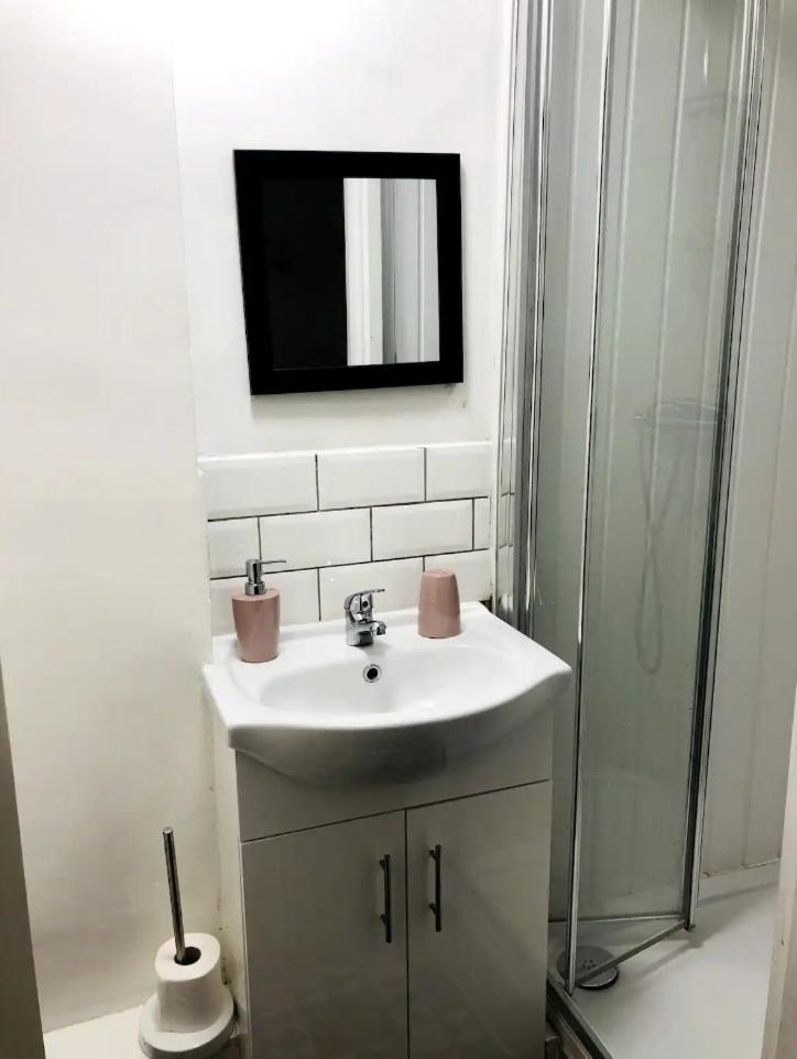 דירות Fabulous Flat In Heart Of לונדון מראה חיצוני תמונה